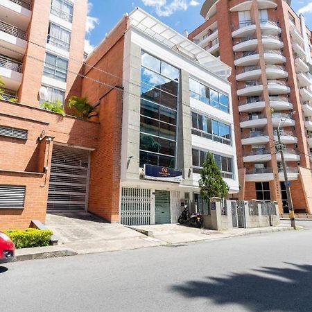 Ayenda Coliving La 78A Hotel Medellin Exterior photo