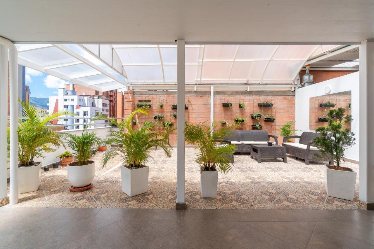 Ayenda Coliving La 78A Hotel Medellin Exterior photo