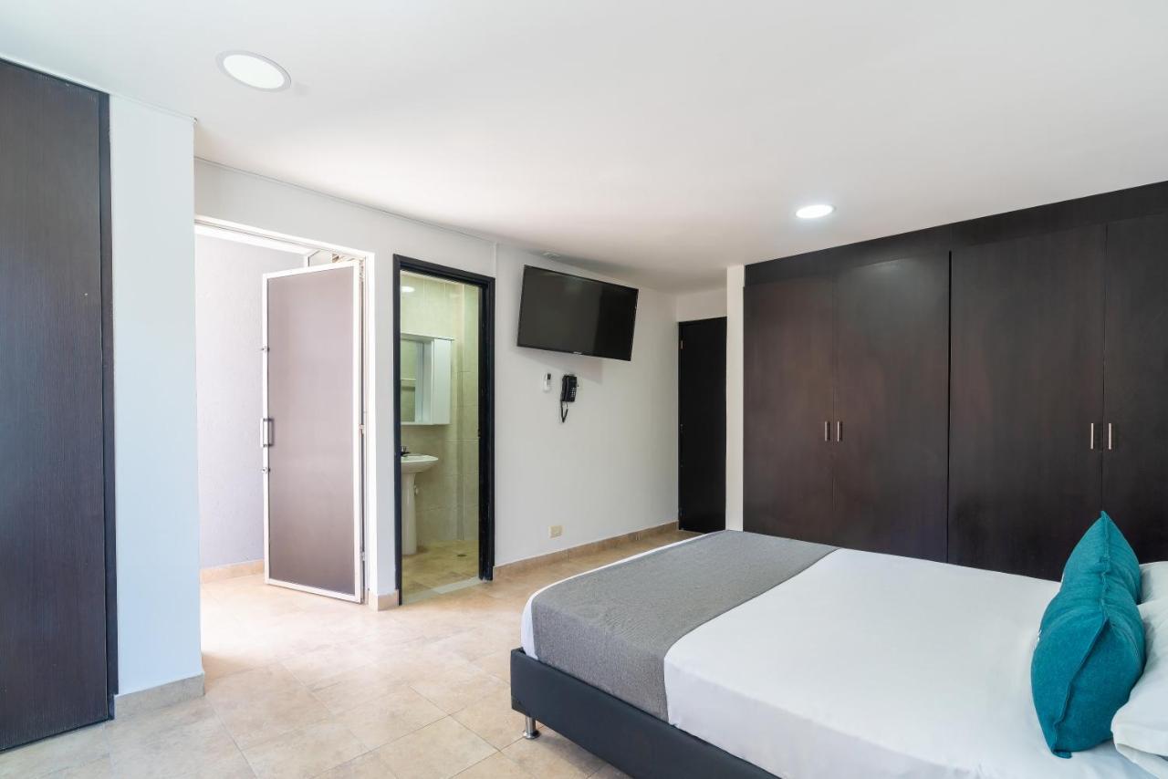 Ayenda Coliving La 78A Hotel Medellin Exterior photo